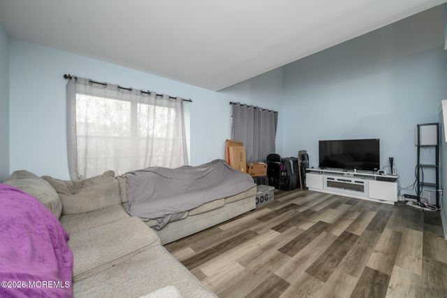 1108 Arlington Drive, Toms River, NJ 08755