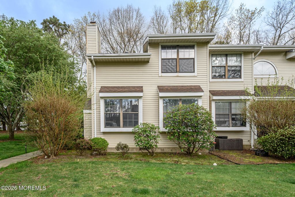 1108 Arlington Drive, Toms River, NJ 08755