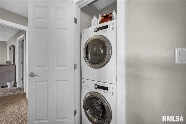 2223 Veterans Rd Unit 21, Morton, IL 61550