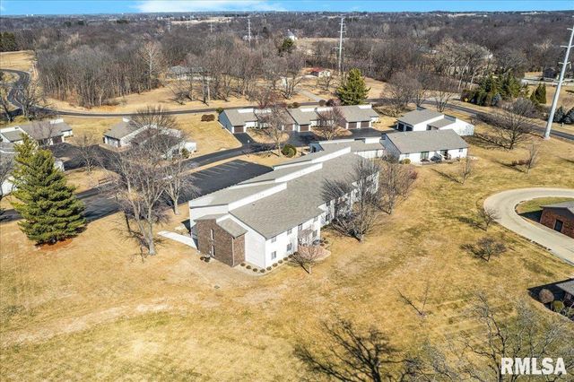 2223 Veterans Rd Unit 21, Morton, IL 61550