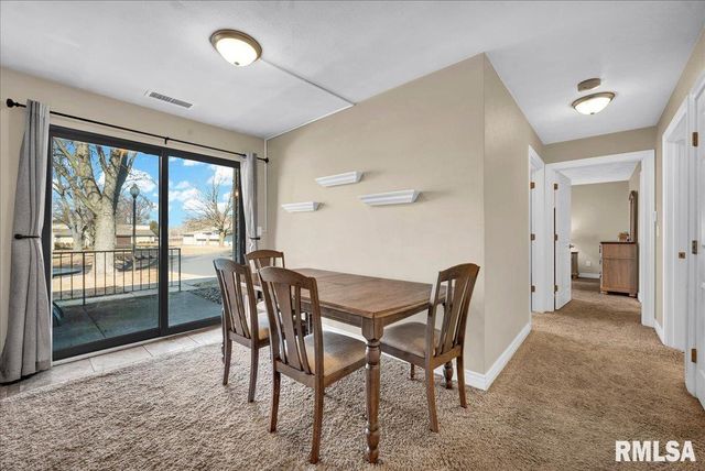 2223 Veterans Rd Unit 21, Morton, IL 61550