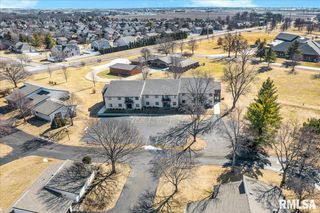 2223 Veterans Rd Unit 21, Morton, IL 61550