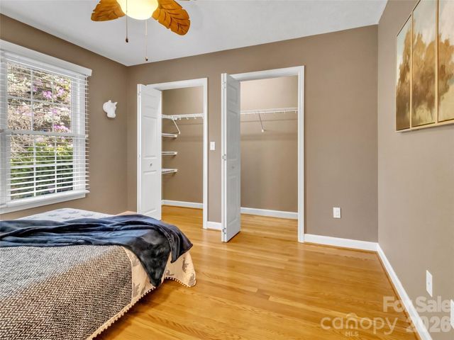 88 Adams Drive, Clyde, NC 28721