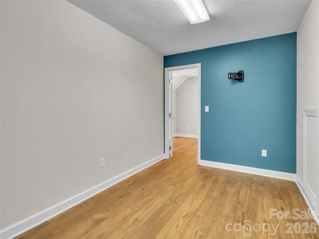 88 Adams Drive, Clyde, NC 28721