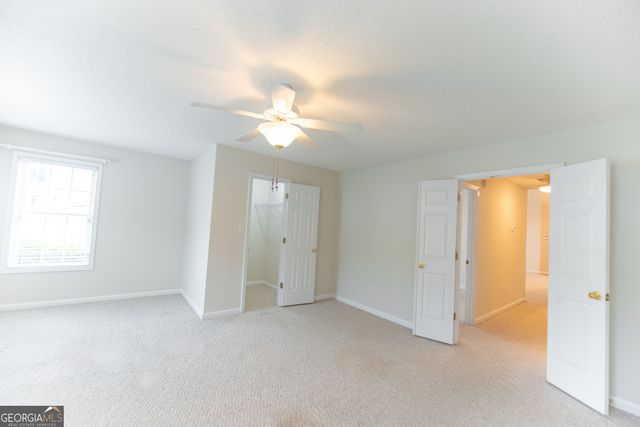 40 Courtyard Lane, Newnan, GA 30265