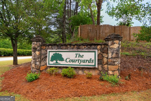 40 Courtyard Lane, Newnan, GA 30265