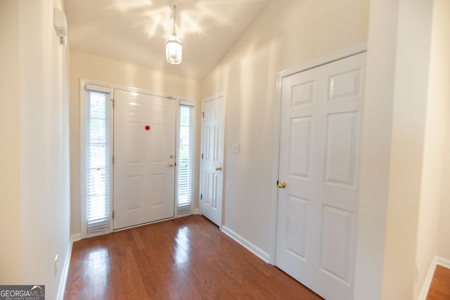 40 Courtyard Lane, Newnan, GA 30265
