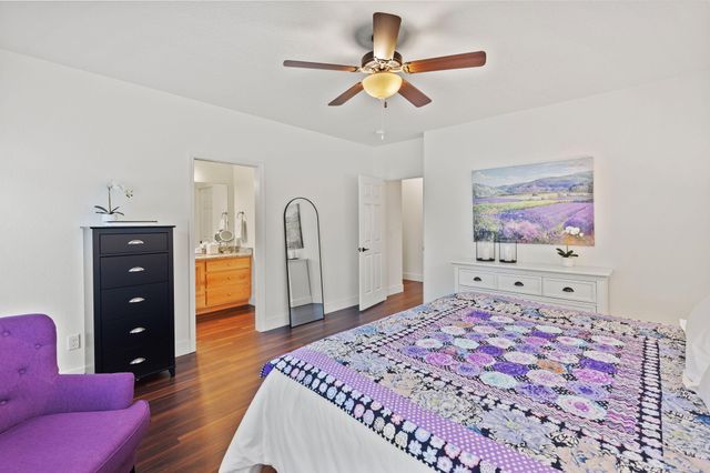 972 SW Blackberry Lane, Grants Pass, OR 97527