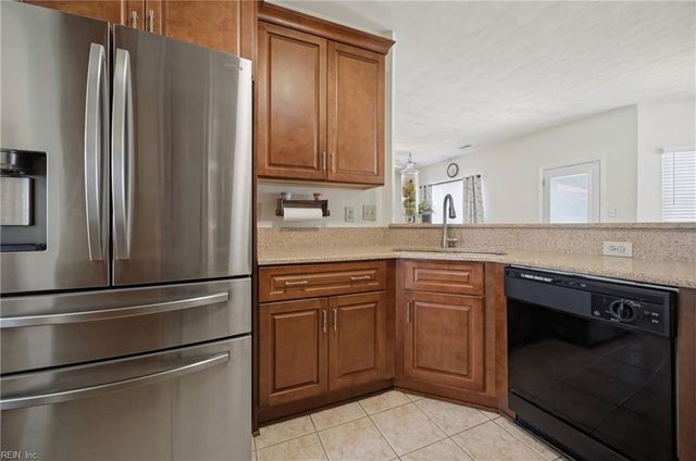 831 Holbrook DR, Newport News, VA 23602