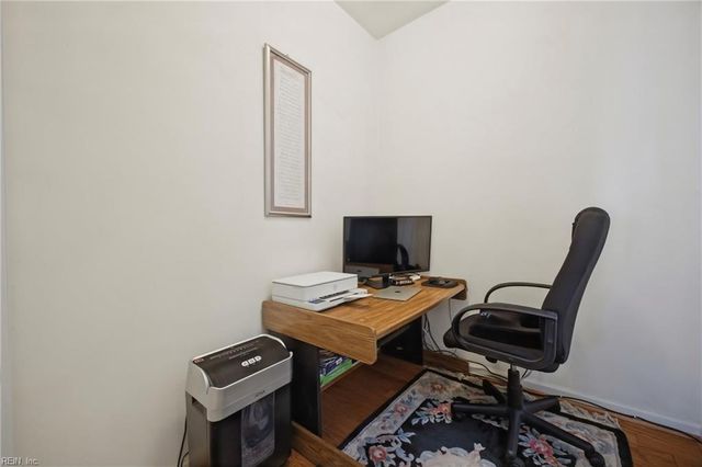831 Holbrook DR, Newport News, VA 23602