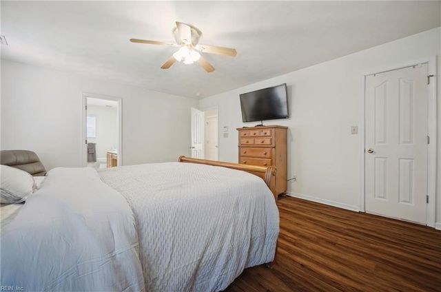 831 Holbrook DR, Newport News, VA 23602