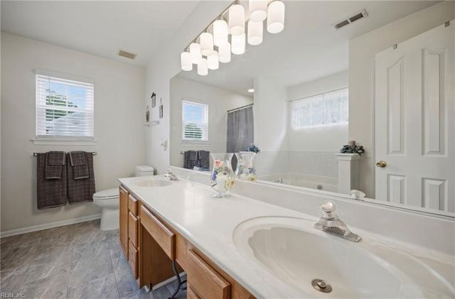 831 Holbrook DR, Newport News, VA 23602