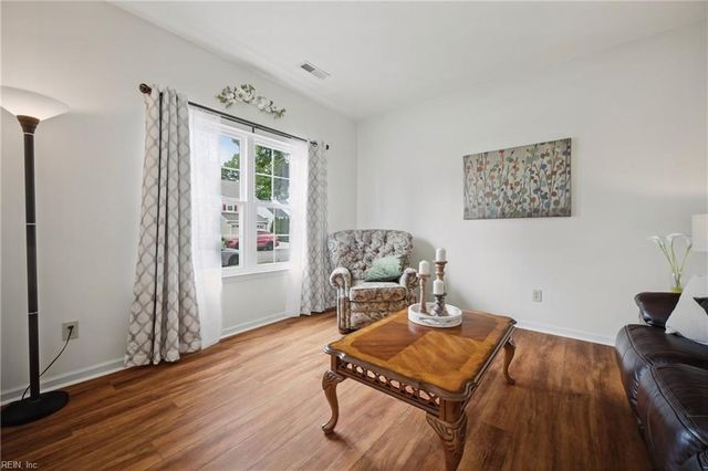 831 Holbrook DR, Newport News, VA 23602