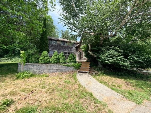 12 Olive Meadow Lane, Dover, NH 03820