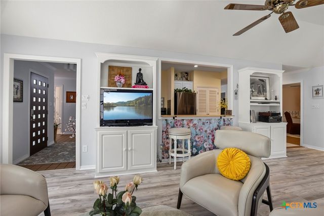 2101 Chisholm Trail, Salado, TX 76571
