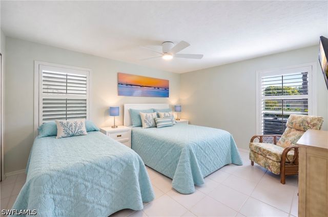 64 Georgetown BLVD 64, Naples, FL 34112