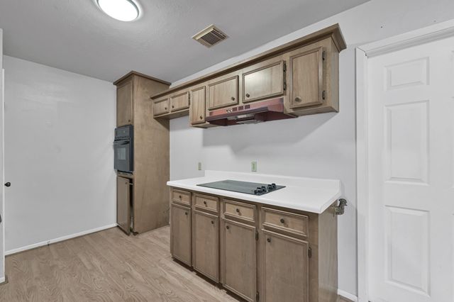 188 Greenleaf Lane, Conroe, TX 77304