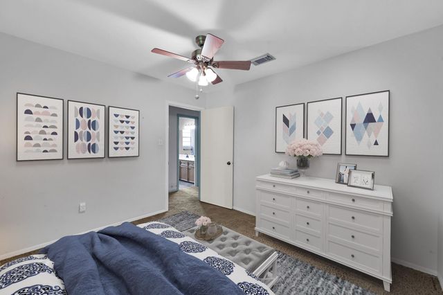 188 Greenleaf Lane, Conroe, TX 77304