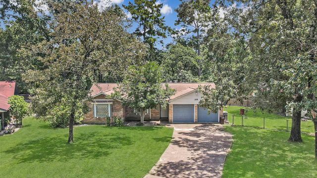 188 Greenleaf Lane, Conroe, TX 77304