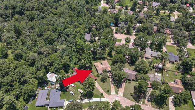 188 Greenleaf Lane, Conroe, TX 77304