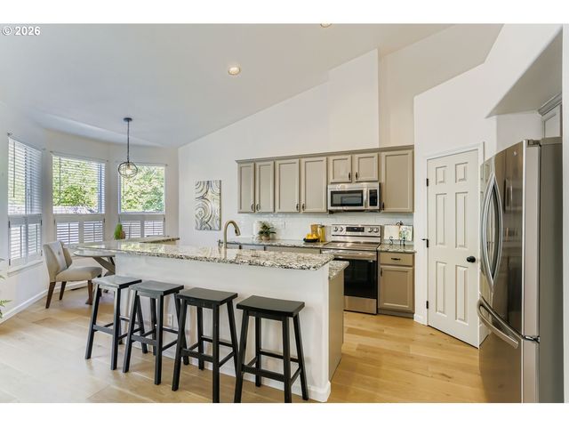 17261 Sw GREENGATE Dr, Sherwood, OR 97140