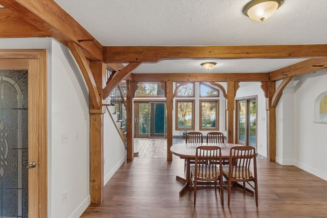 33 W Elm St, Hopkinton, MA 01748