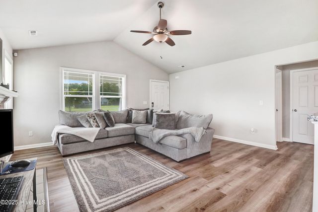 121 Highland Park Drive, Goldsboro, NC 27534