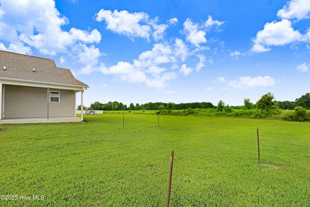 121 Highland Park Drive, Goldsboro, NC 27534