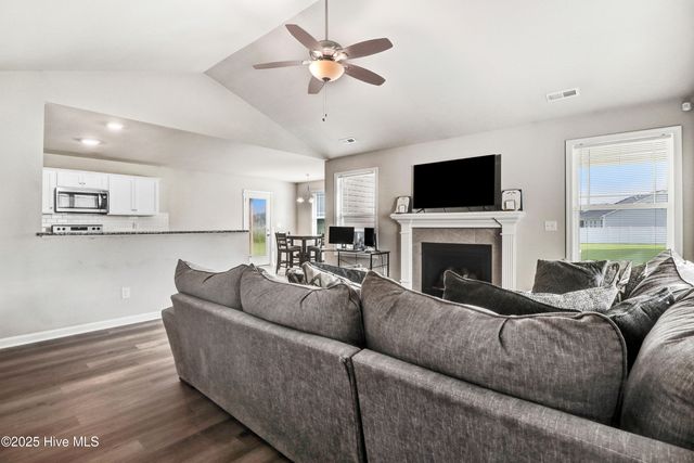 121 Highland Park Drive, Goldsboro, NC 27534