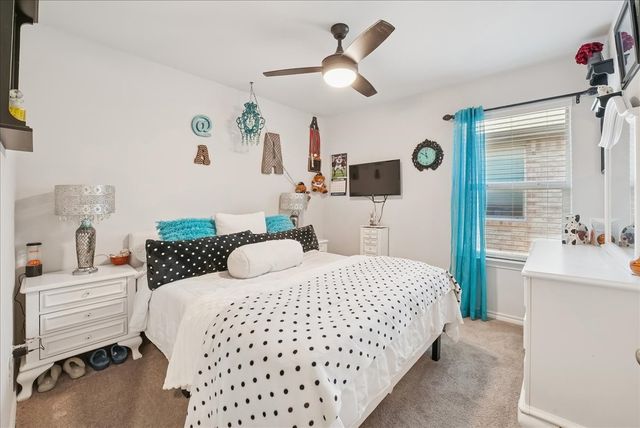 136 Greengate Drive, Boyd, TX 76023