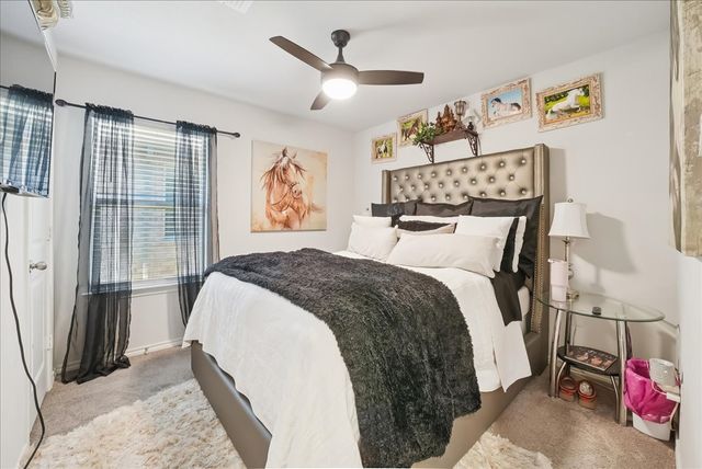 136 Greengate Drive, Boyd, TX 76023