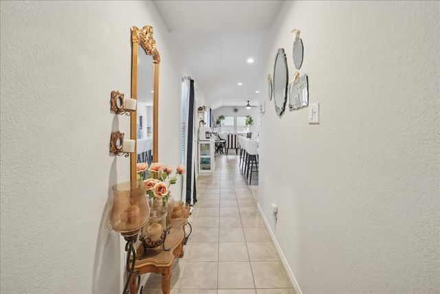 136 Greengate Drive, Boyd, TX 76023