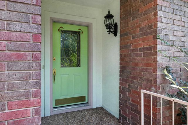 1 Magellan Circle, Hot Springs Village, AR 71909