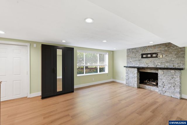 5623 SW Boundary St, Portland, OR 97221