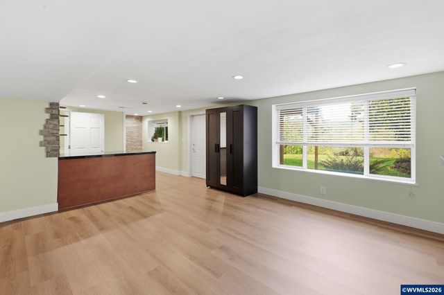 5623 SW Boundary St, Portland, OR 97221