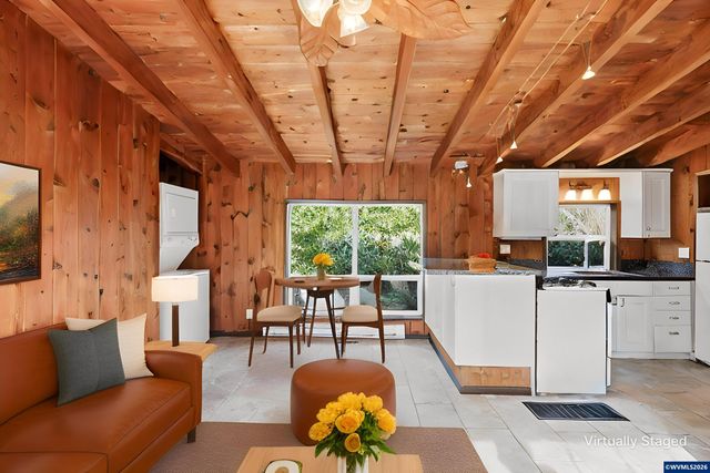 5623 SW Boundary St, Portland, OR 97221