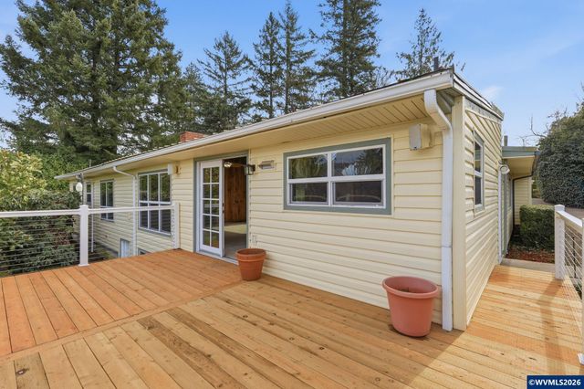 5623 SW Boundary St, Portland, OR 97221