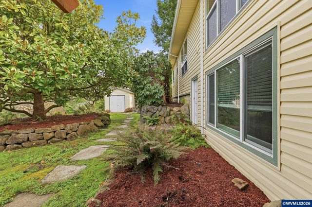 5623 SW Boundary St, Portland, OR 97221