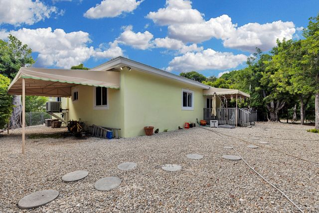 1 Sunset Road, Key Largo, FL 33037