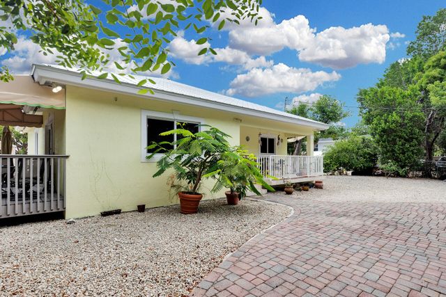 1 Sunset Road, Key Largo, FL 33037