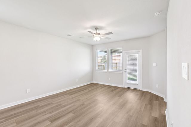 6717 Chinapkin Oak Lane, Conroe, TX 77304