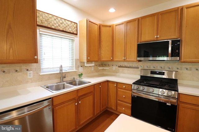 1969 SPEEDWELL RD, Lancaster, PA 17601
