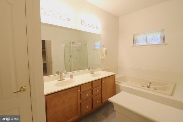 1969 SPEEDWELL RD, Lancaster, PA 17601