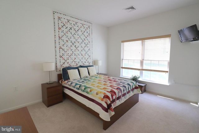 1969 SPEEDWELL RD, Lancaster, PA 17601