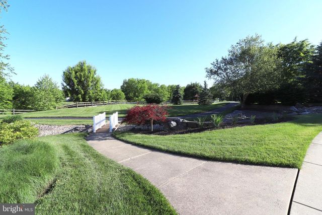 1969 SPEEDWELL RD, Lancaster, PA 17601