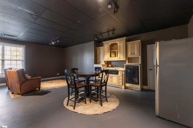 128 Burlwood Court, Greer, SC 29651