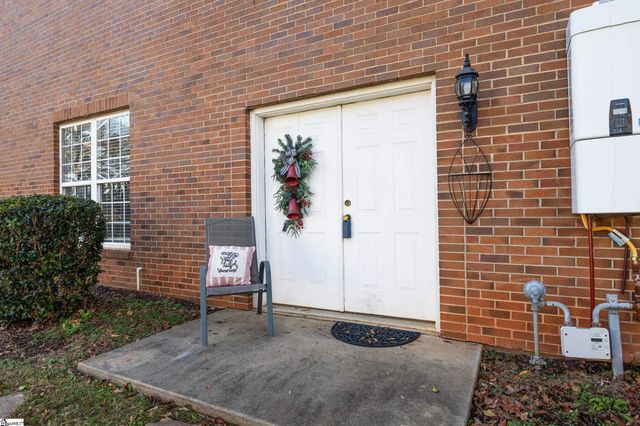 128 Burlwood Court, Greer, SC 29651