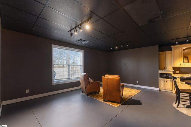 128 Burlwood Court, Greer, SC 29651