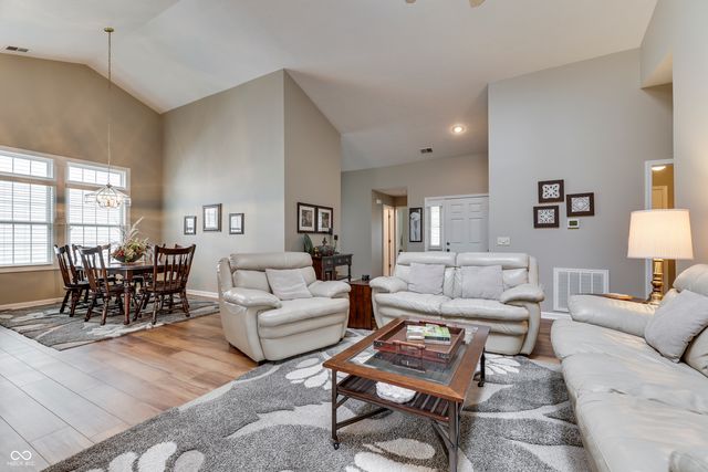 18013 Sun Ridge Circle, Noblesville, IN 46062