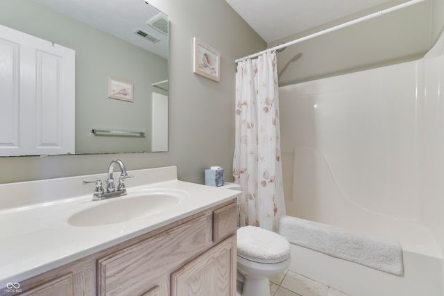 18013 Sun Ridge Circle, Noblesville, IN 46062